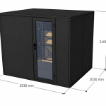 Vinrom Large med integrert sort dør (2530x2030xh2350)